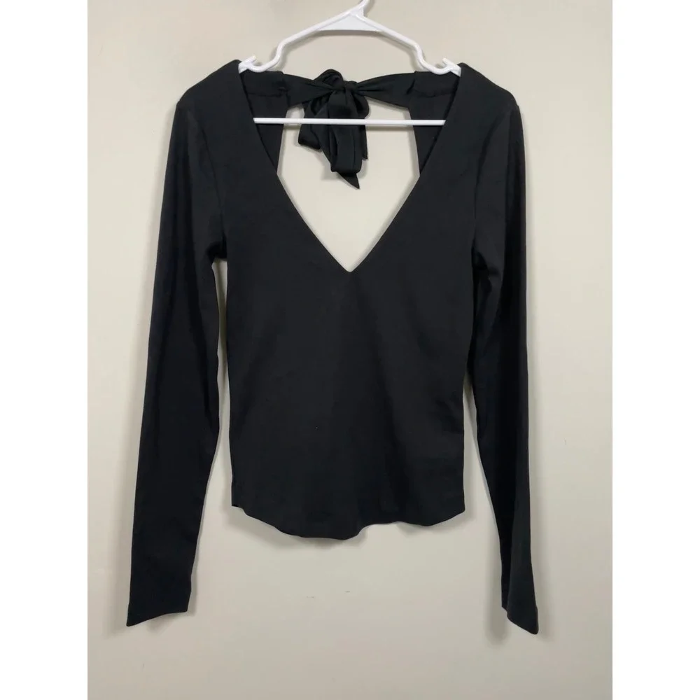 Free People Black V-Neck Open Tie Back Long Sleeve Size Small Casual Essential